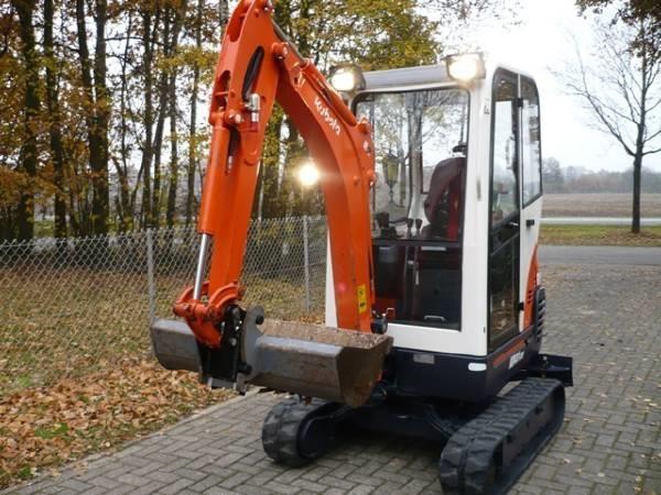 Kubota K2011