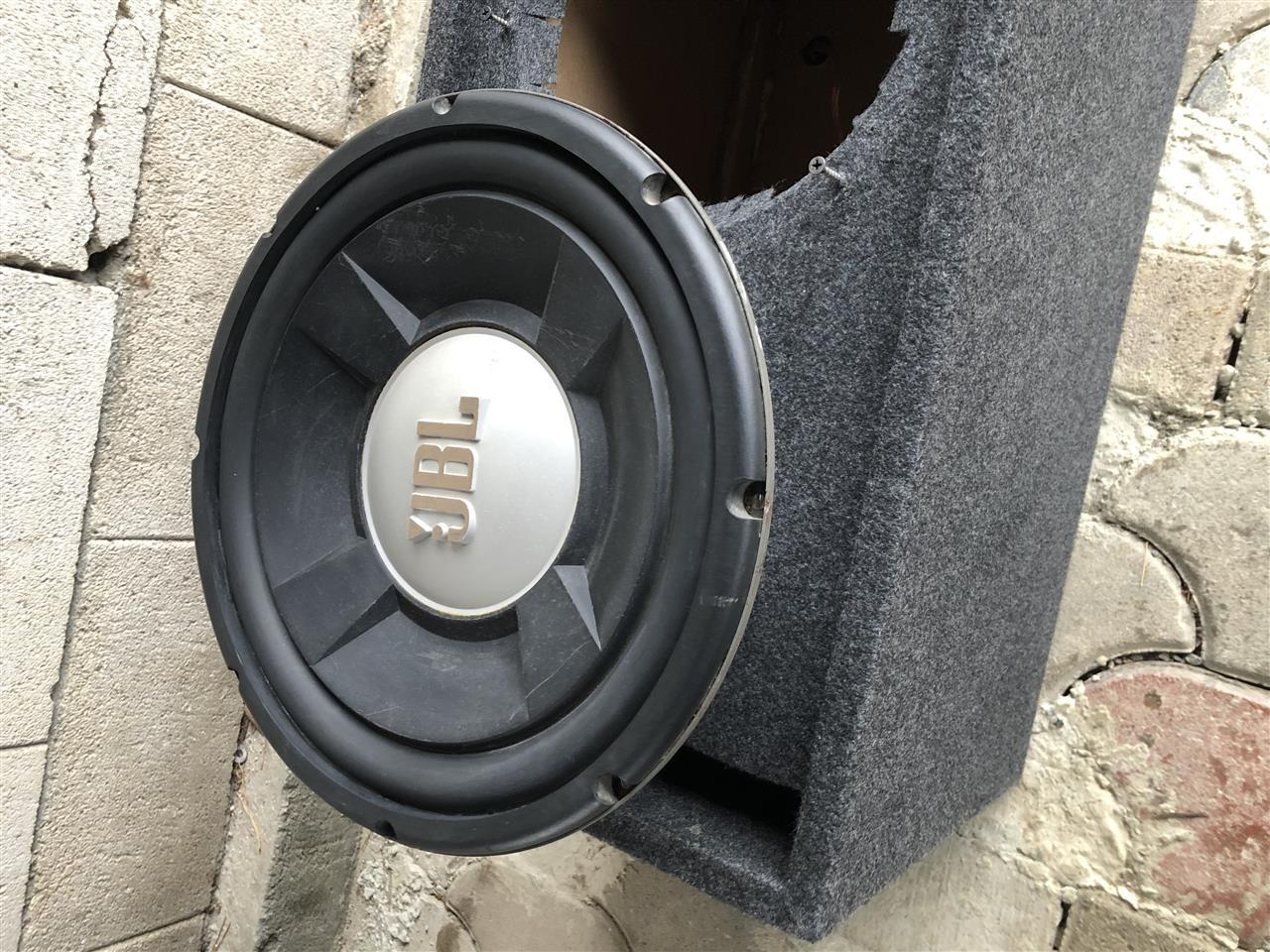 Bas-jbl