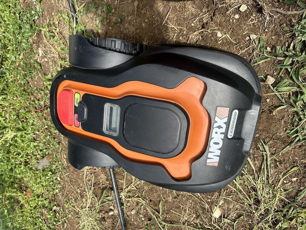WORX-Robot-Prerse-e-barit