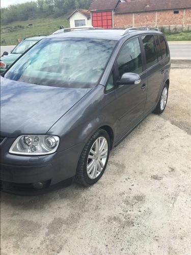 VW Touran -06