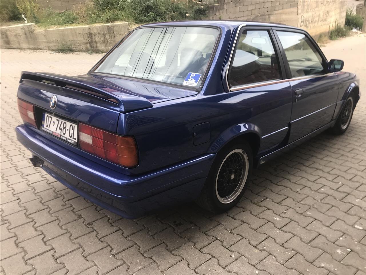 bmw-e30