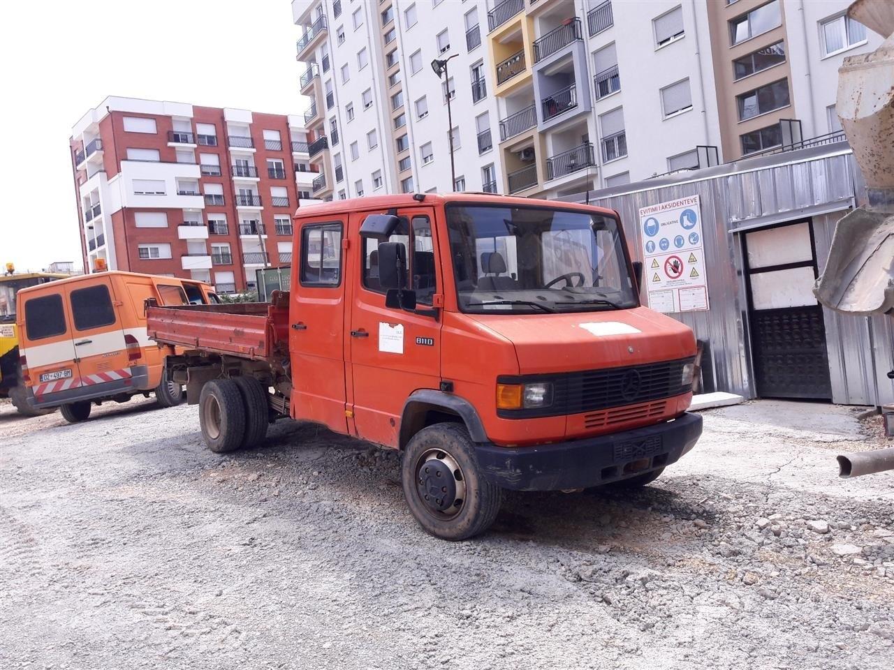 Mercedes-811-