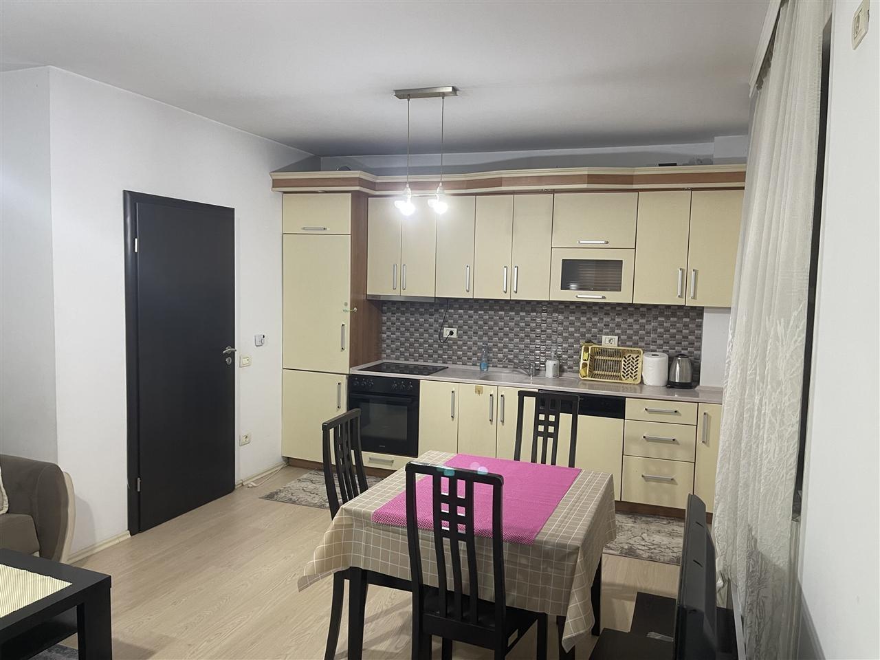 Banese-me-QIRA-në-Qendër-të-Qytetit-