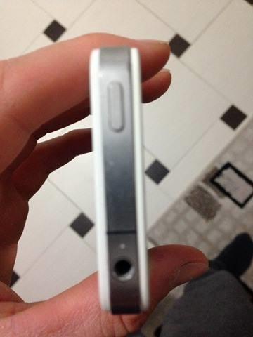 shes-iphon-4
