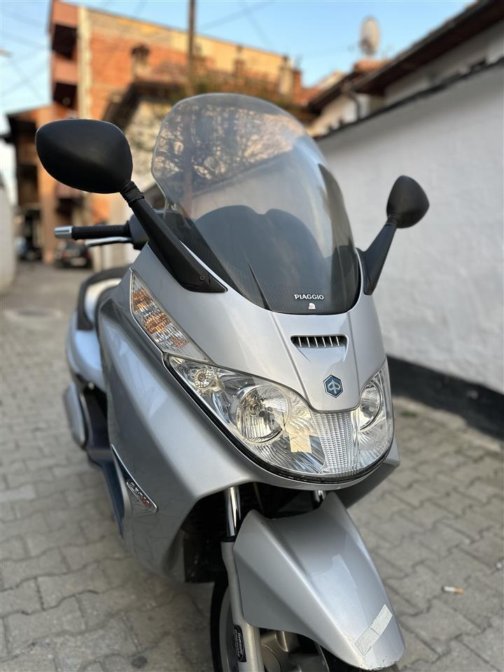 Piago-X8