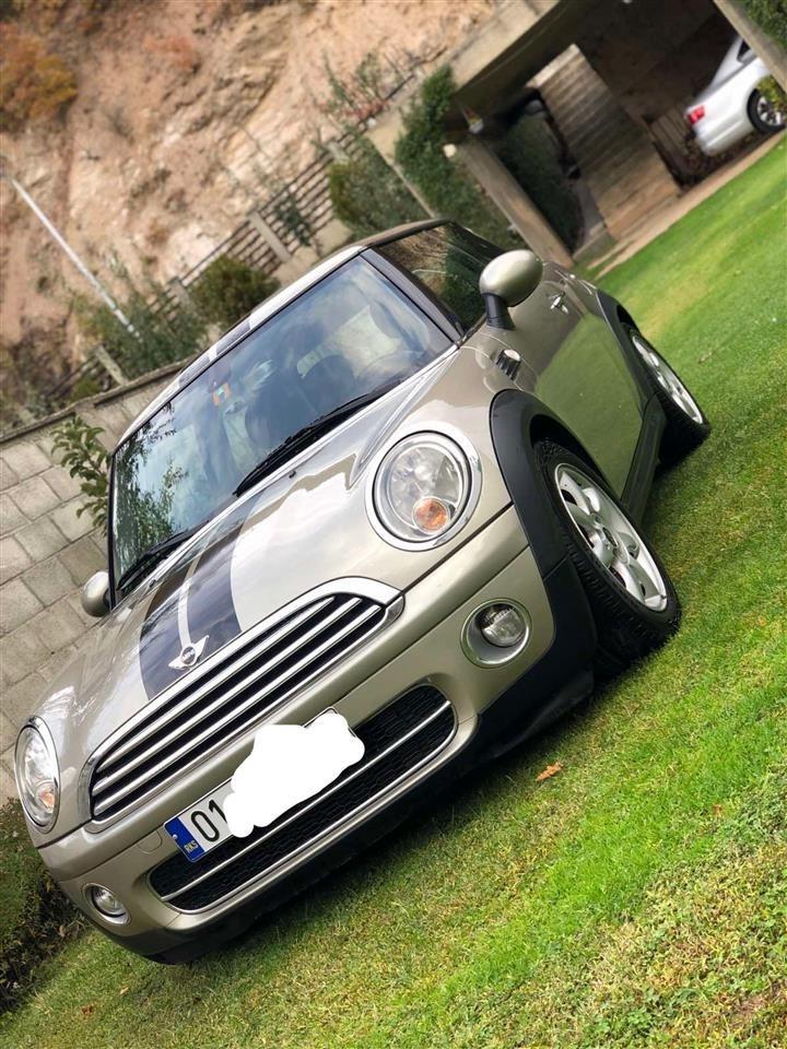 Mini-Cooper-2009