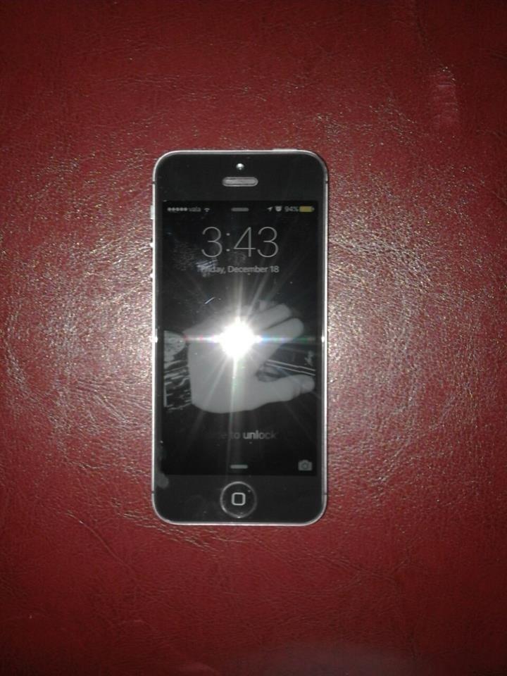 Iphone-5-16-bg-full-unlock