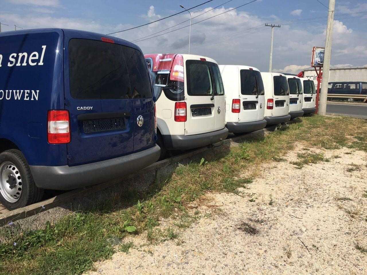 VW-Caddy--05-