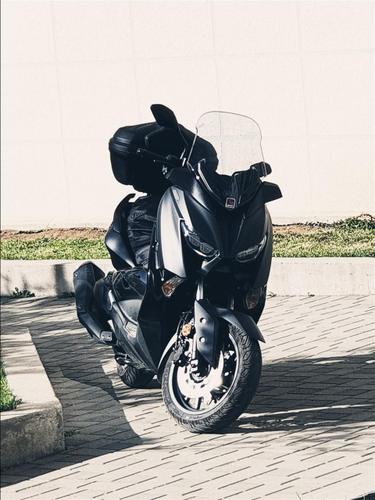 Yamaha Xmax 400 Tech Max