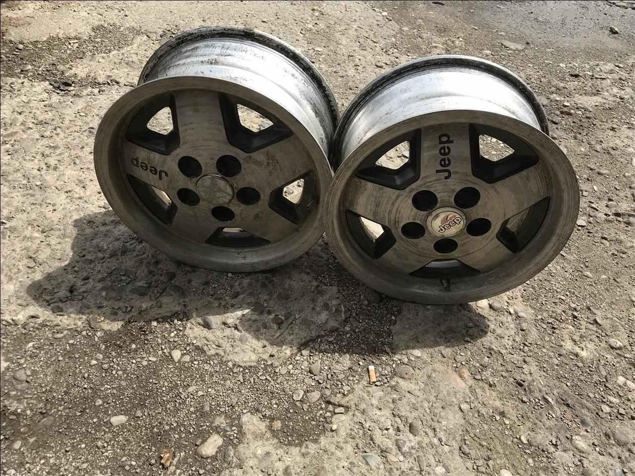 Fellne-per-jeep-
