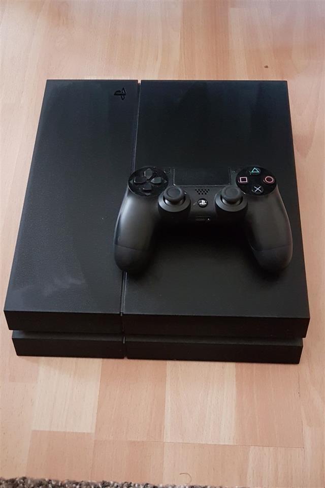 PS4-