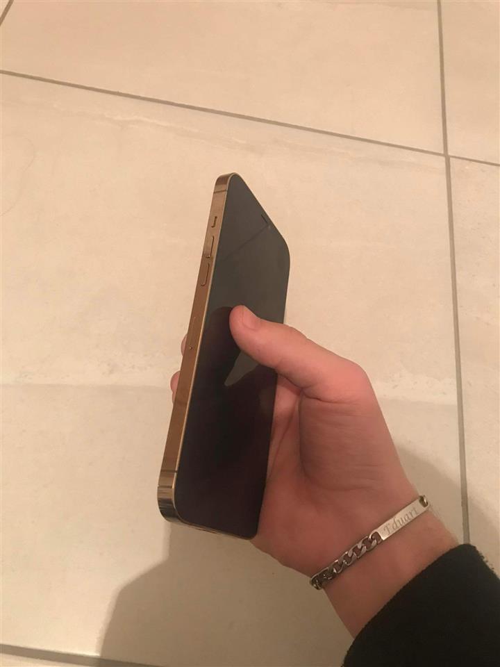 iPhone-12-pro-max