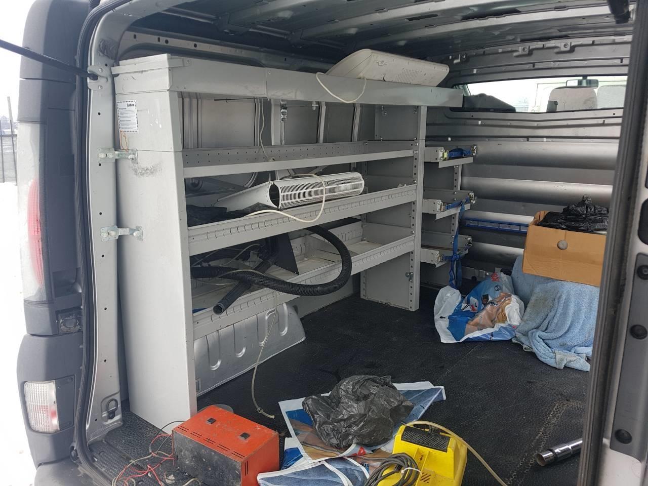 Renault-Trafic-