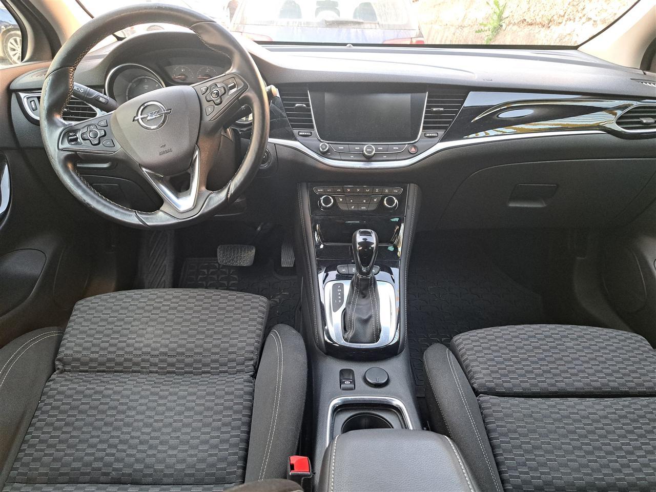 Opel-Astra