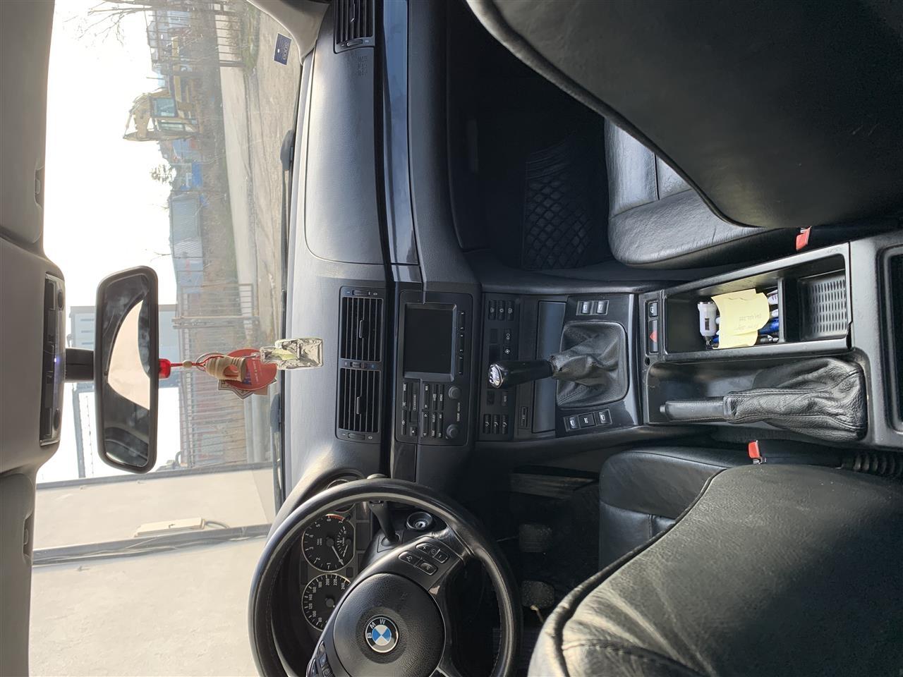 Bmw-320-i