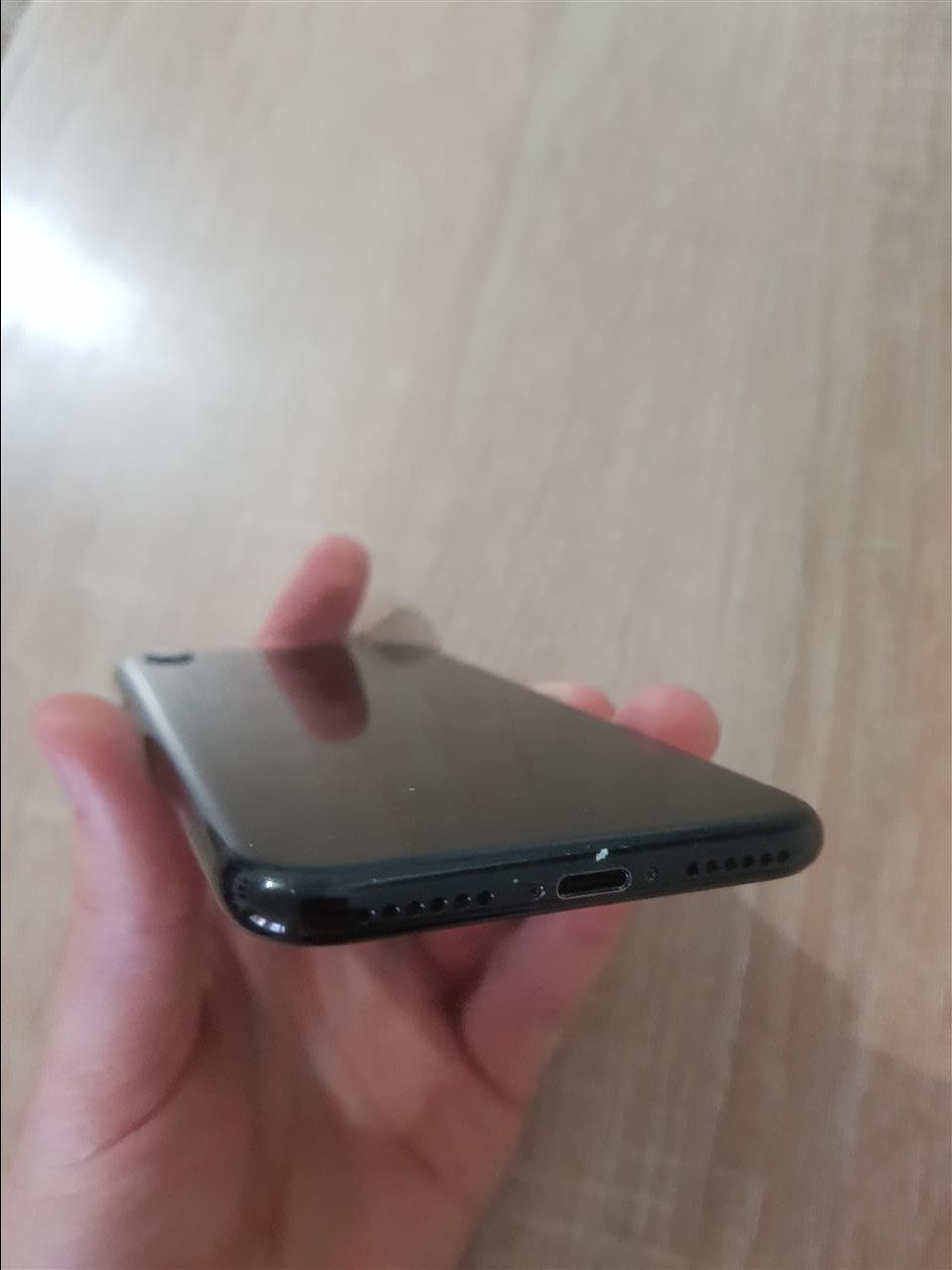 Iphone-7-jetblack
