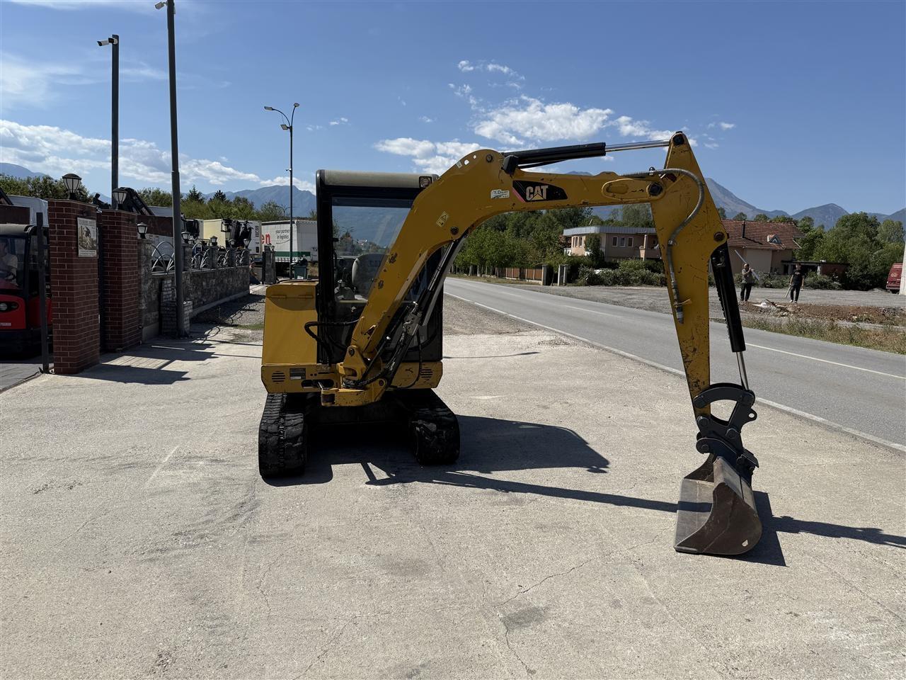 Cat-302-5C-3-ton