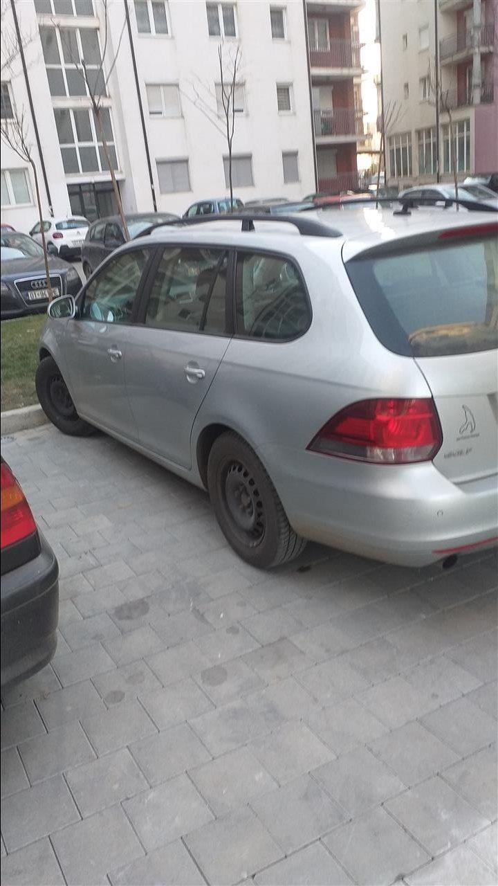 Golf-6-karavan-