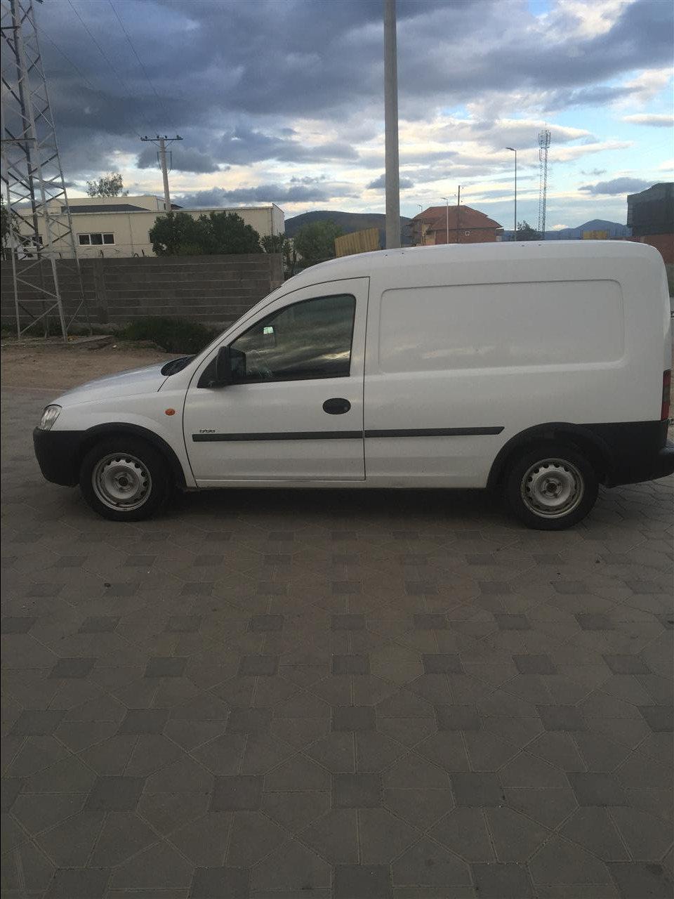 Opel-Pikapi--02-