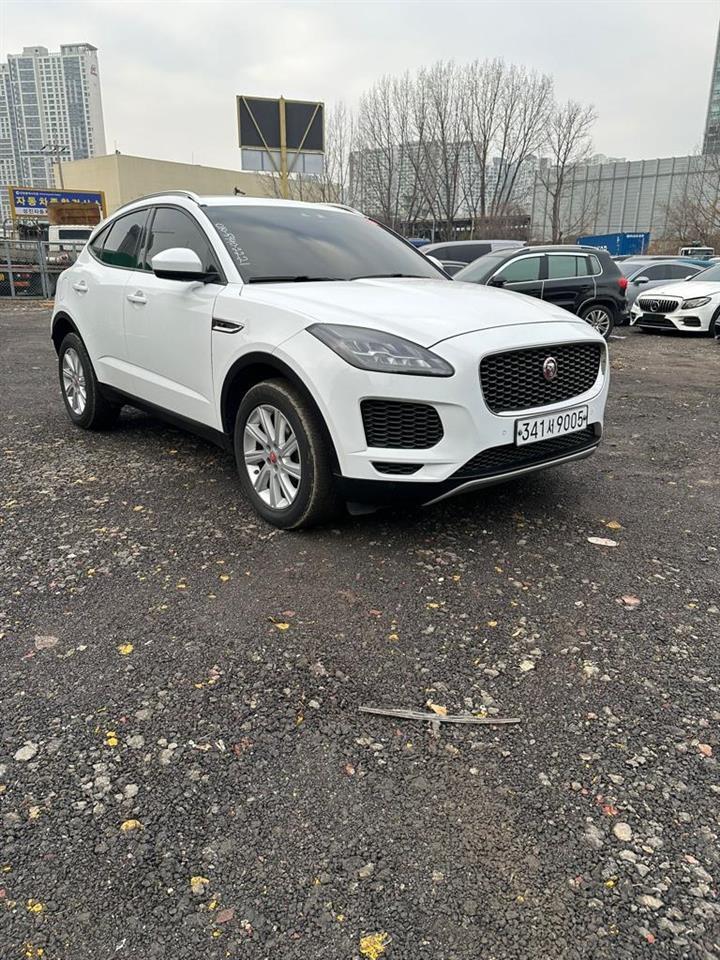 Jaguar-E-Pace-