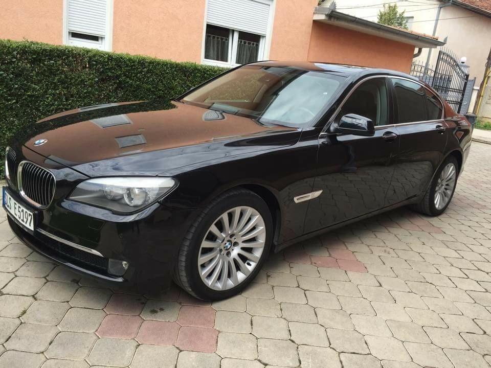 Shes-BMW7-