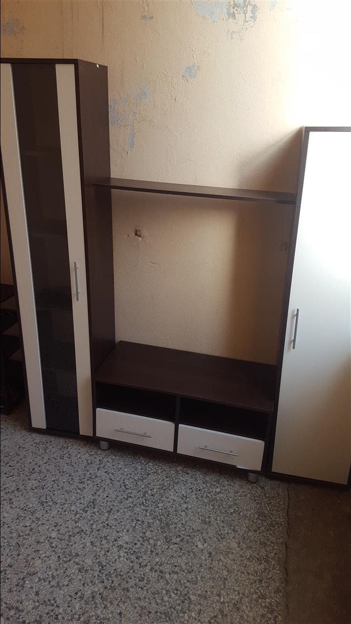 Komod-per-tv