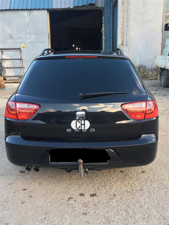 SEAT-EXEO