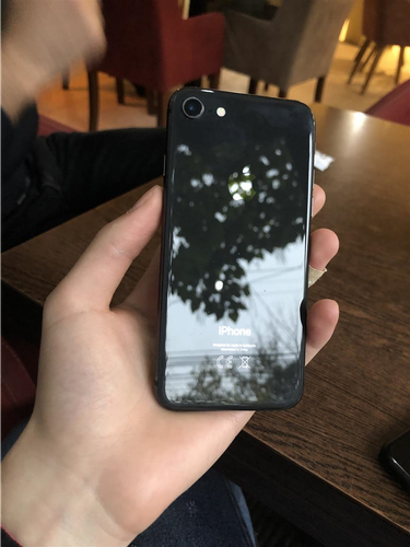 Shitet iphone 8g 