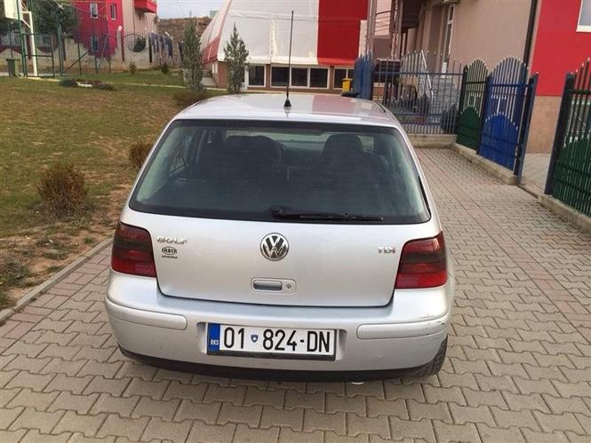 Golf 4