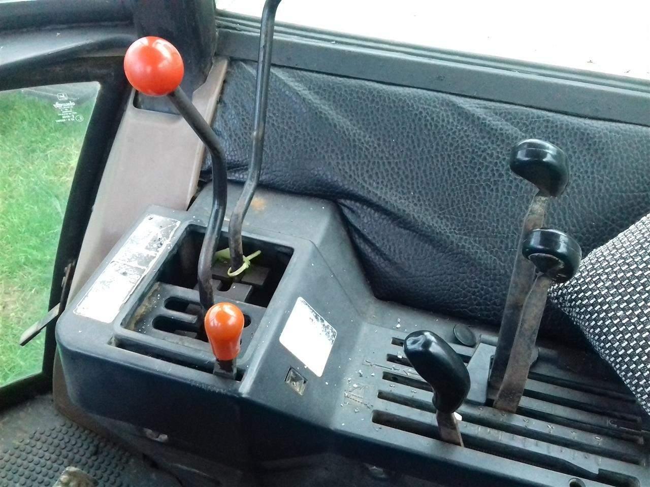 John-Deere-3040-SYNCRO-POWER-4X4
