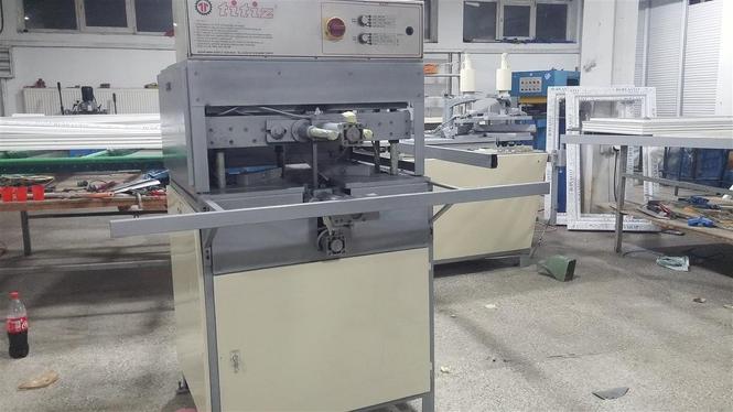Makinerti per prodhim