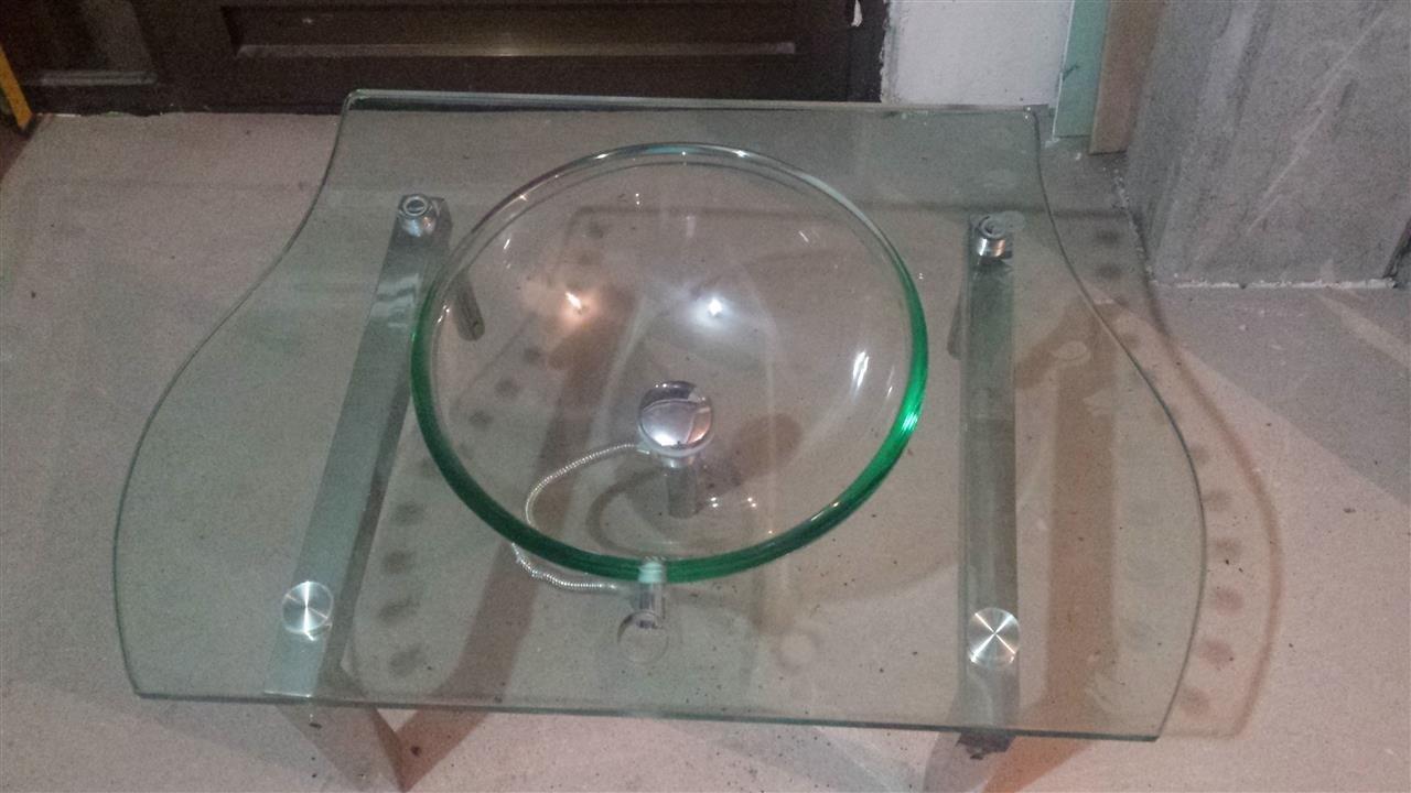Llavabo-e-qelqit