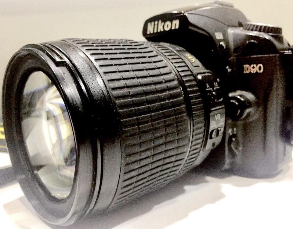 Nikon-D90