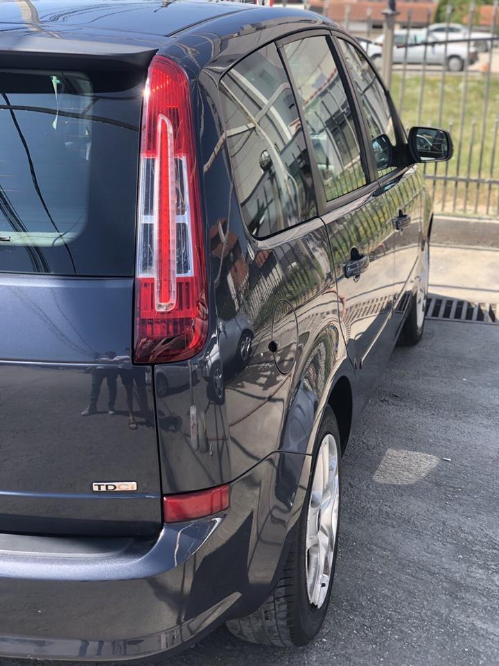 Shitet-Ford-C-Max