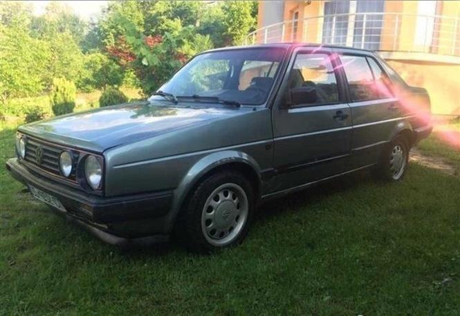 VW Jetta 1.8 Plin-benzin