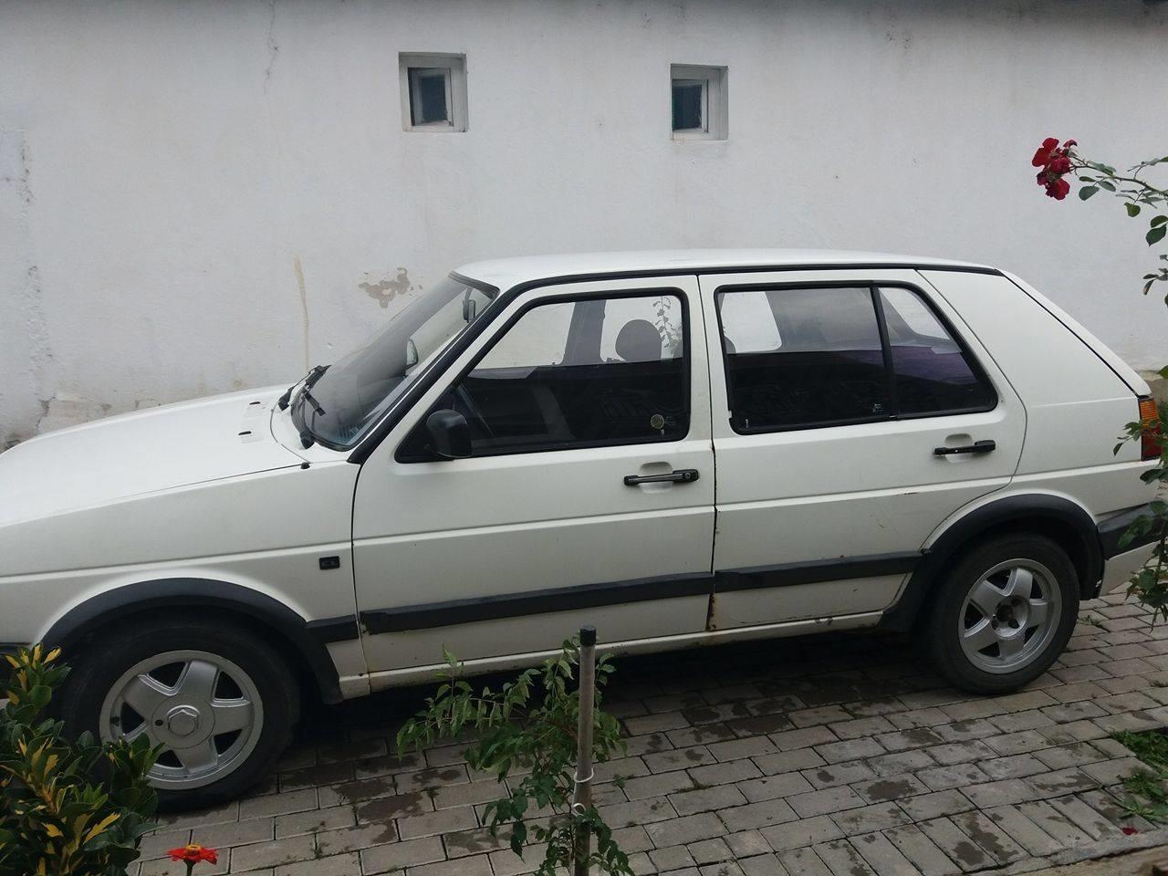VW-Golf-2