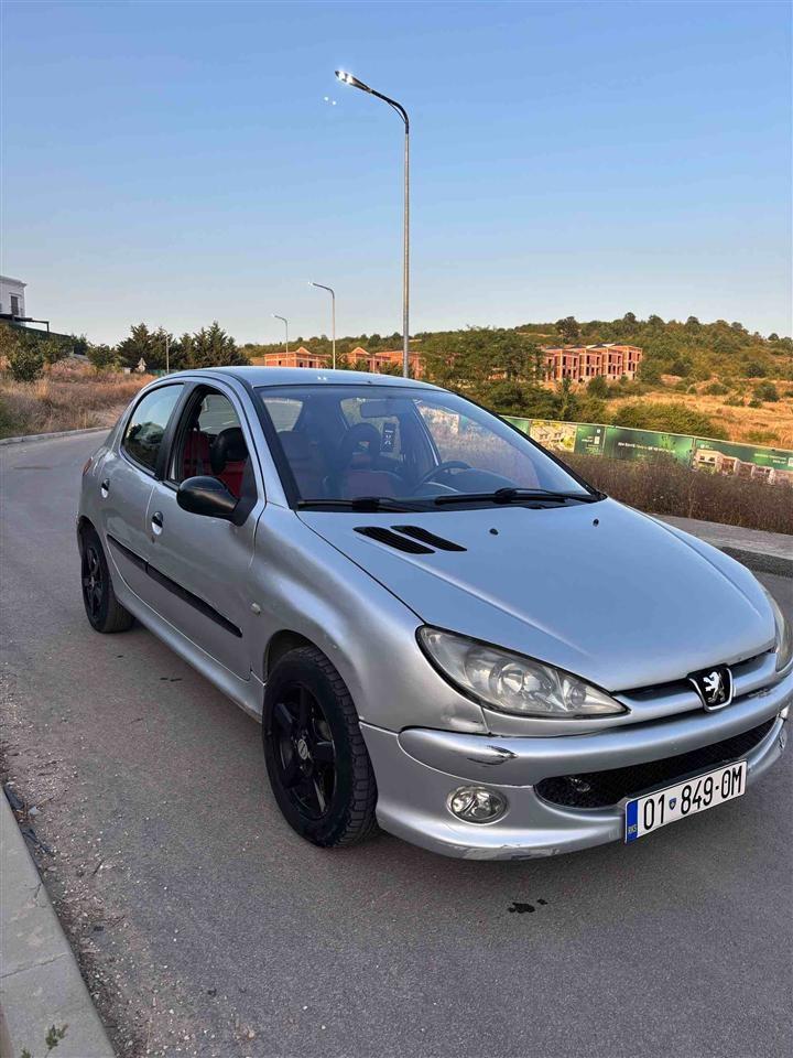 Peugeot-206