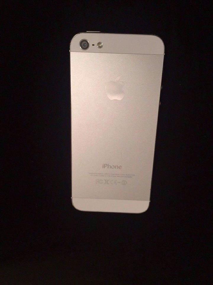 Shes-Iphone-5-