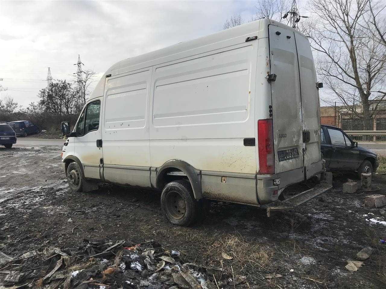 Iveco-per-pjes-