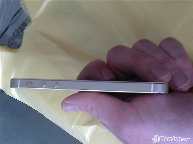 Iphone 5s gold
