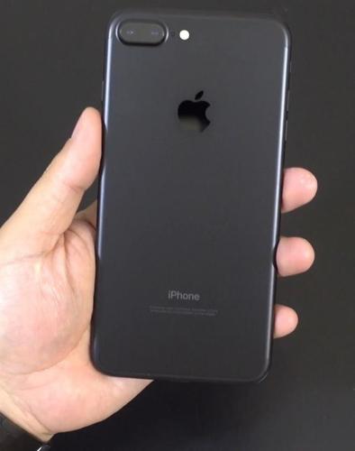 Shes iphone 7 plus