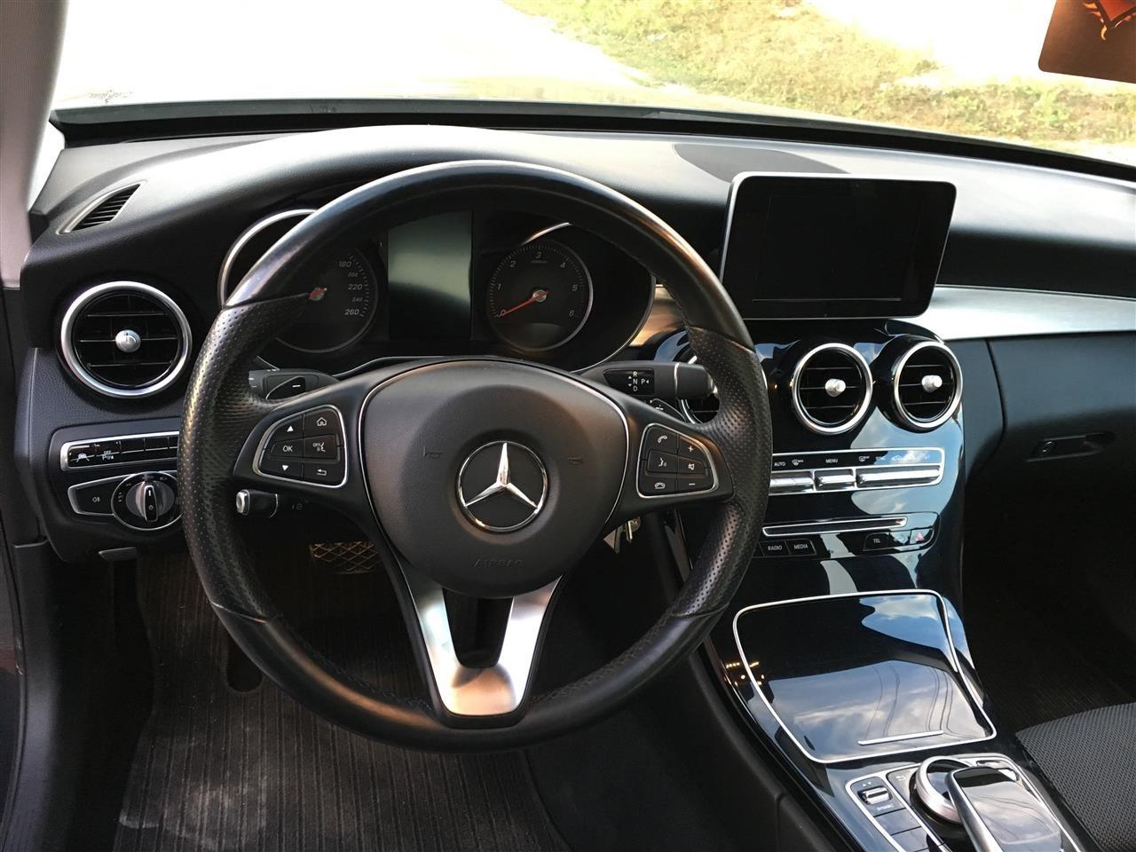 Mercedes