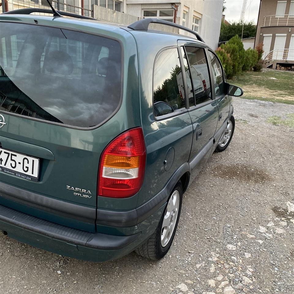 shes-opel-Zafira
