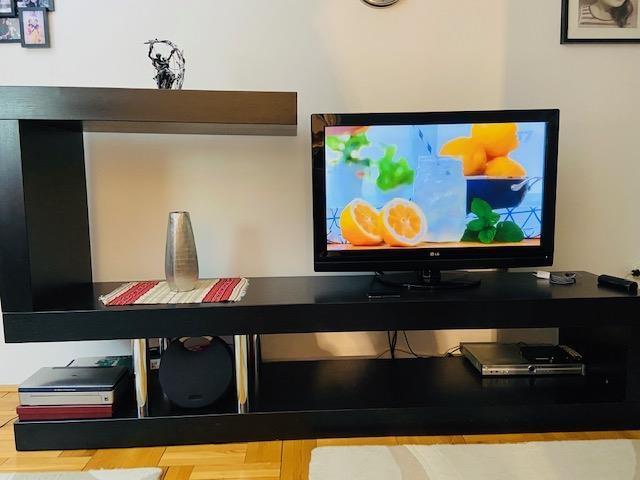 Komode-per-TV