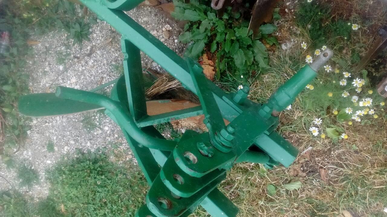 Pllug-Me-3