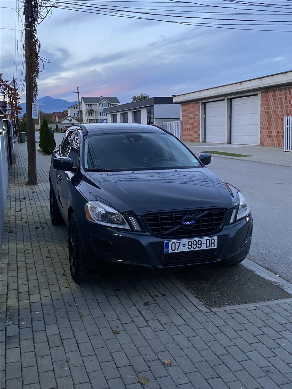 VOLVO