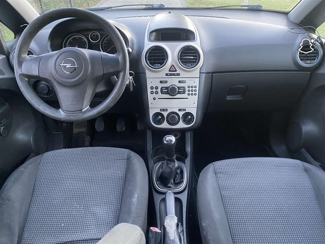 Opel-Corsa-1-3-Dizell-Viti-2007-Rks-20-03-2026-Klim-Ac