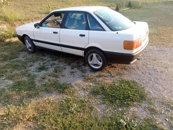 Audi 80 