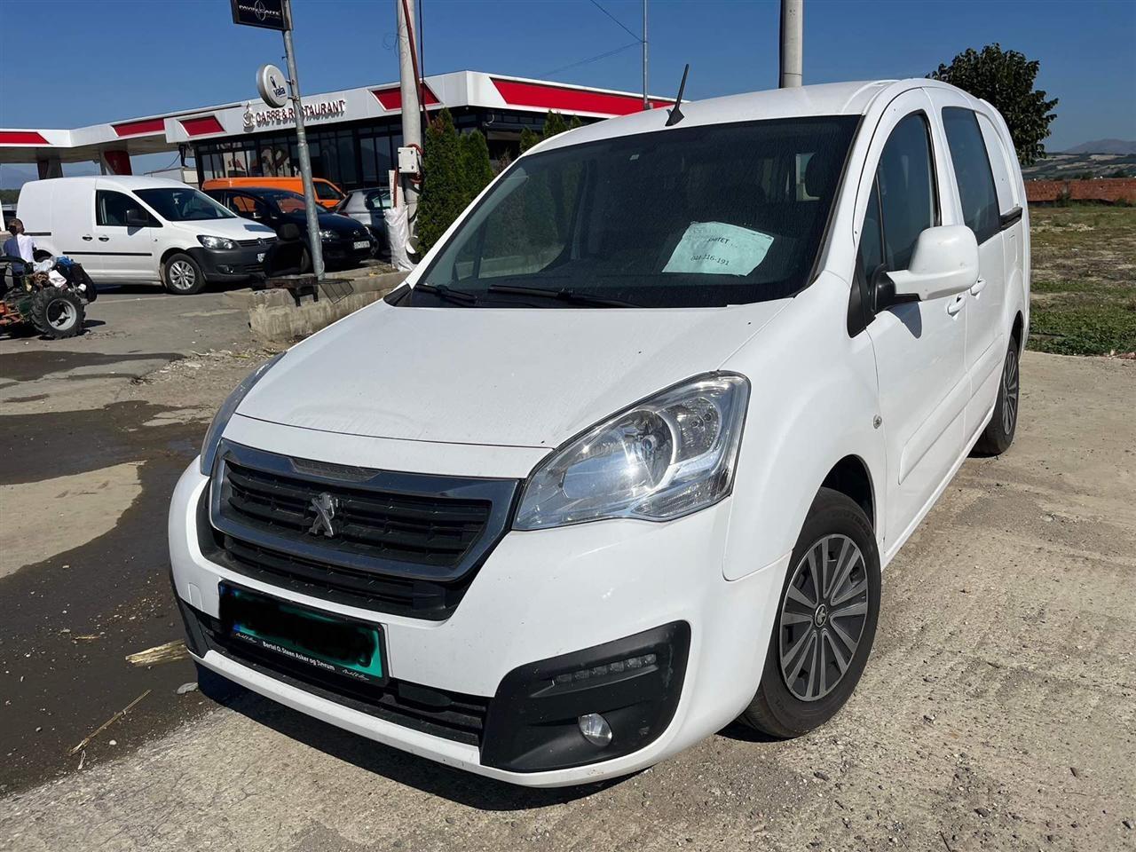 Peugeote
