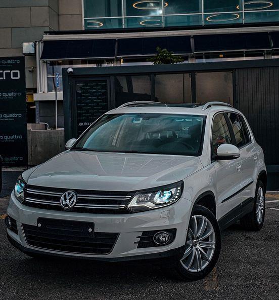 TIGUAN-2-0-DSG--4MOTION